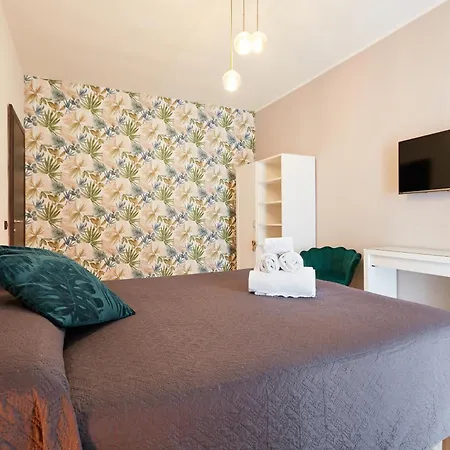 Vicky's Luxury By Napoliapartments Naples